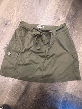 Nike Olive Green Golf Skort with Waist Tie